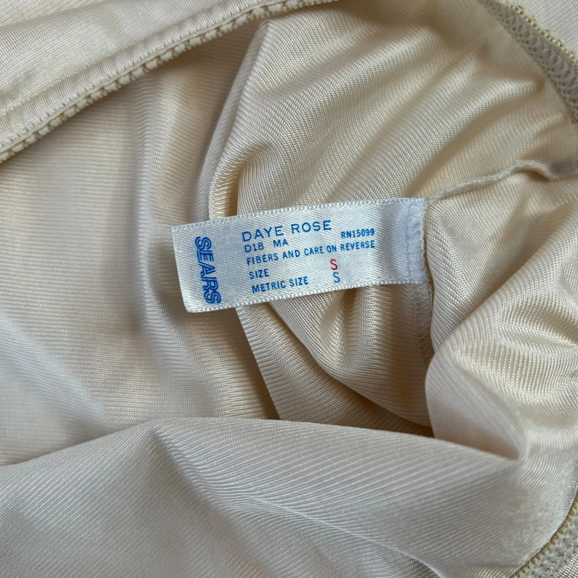 Vintage Sears Daye Rose Beige Half Slip With Lace Trim & Embroidered Rose Accent S